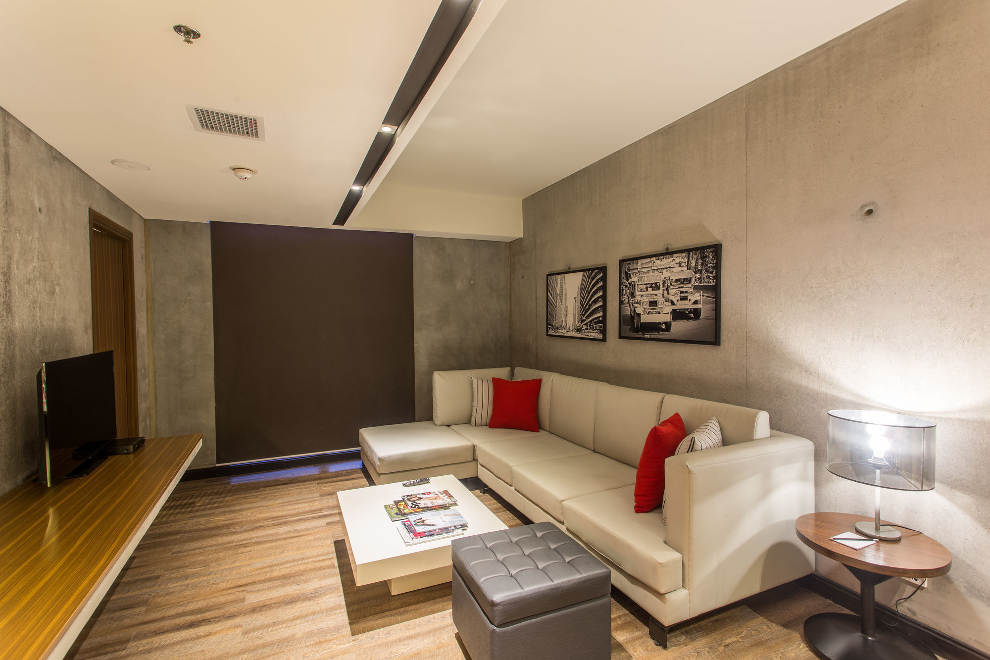 The B Quezon 4* Quezon City