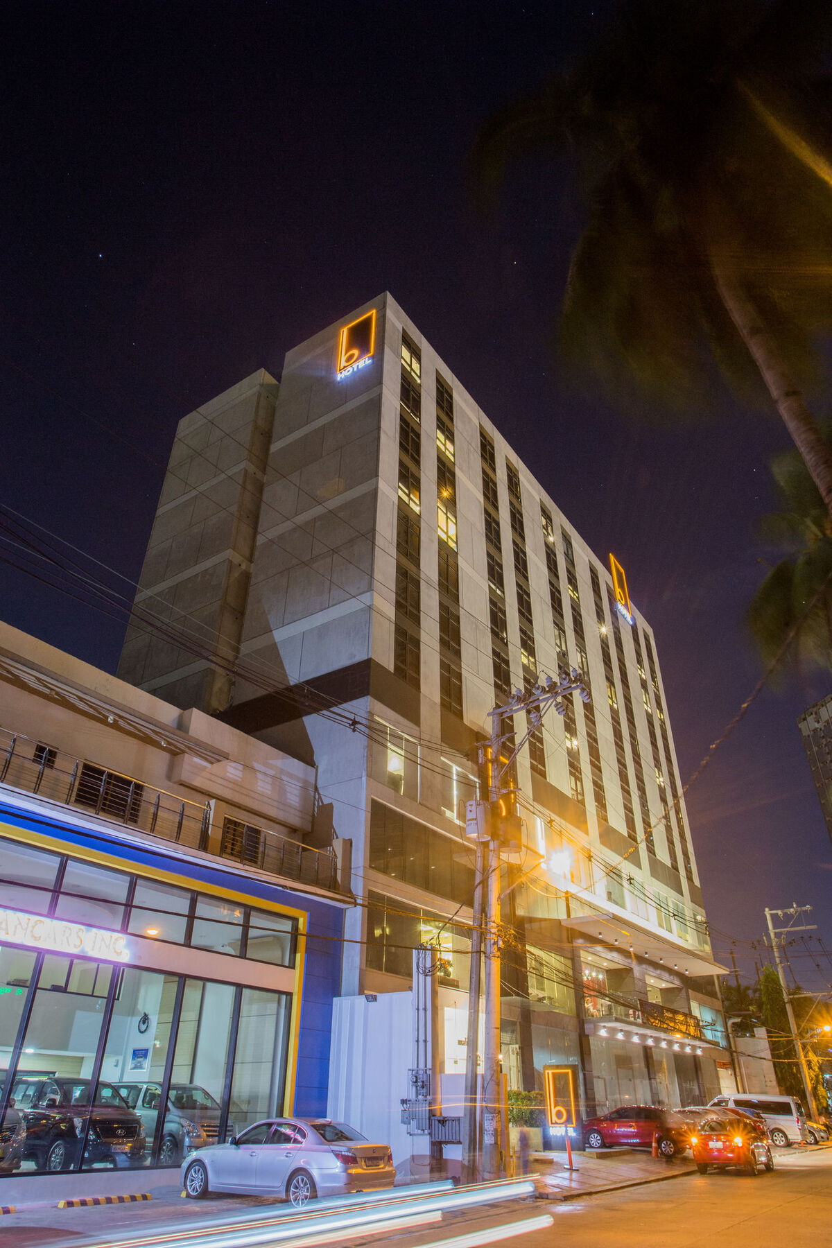 The B Quezon 4* Quezon City